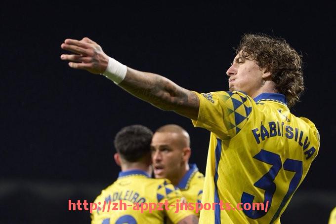 江南体育APP-新浪体育西甲积分榜频道更新与球队分析