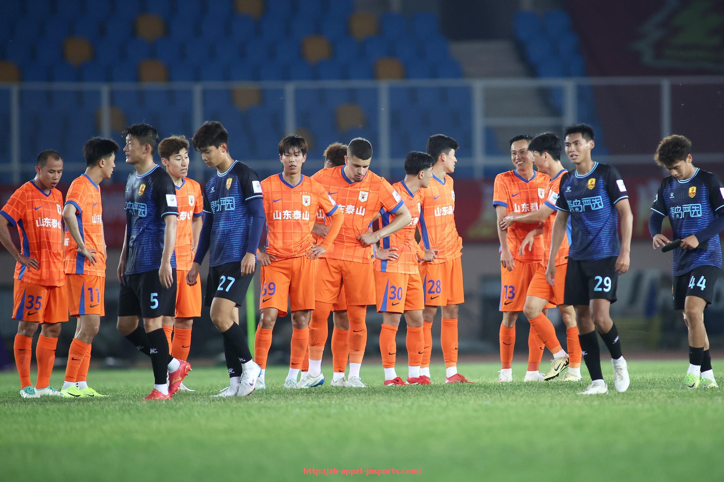 江南体育APP-探秘CBA篮球运动员是否能胜任足球比赛