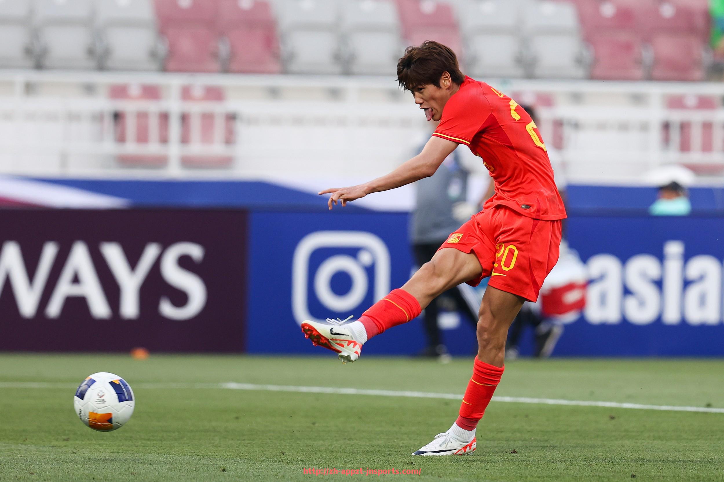 江南体育APP-火箭队2020阵容图片一览：球员编号与风格展示